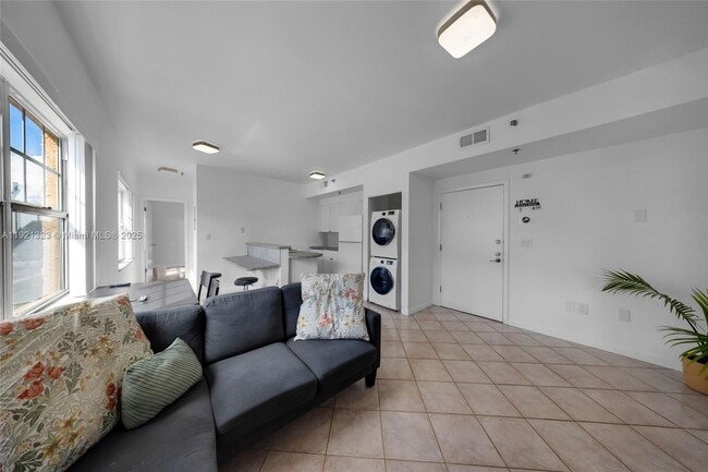 Photo - 1255 Pennsylvania Ave Unit 307