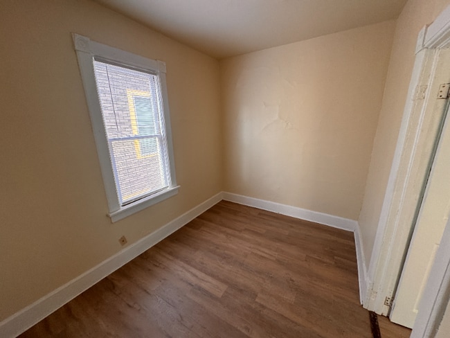 Photo - 2006 W Lincoln Ave