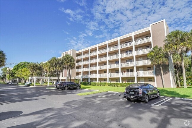 Building Photo - 1100 NW 87th Ave Unit 306 Rental