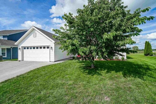 Photo - STONES CROSSING...3 Bed 2 Bath