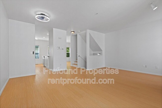 Photo - 16090 SW Audubon St