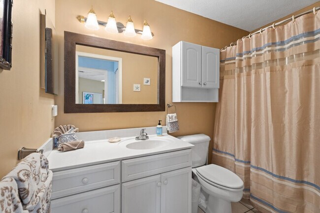 Photo - 1143 Nettles Blvd Unit SI ID1537524P
