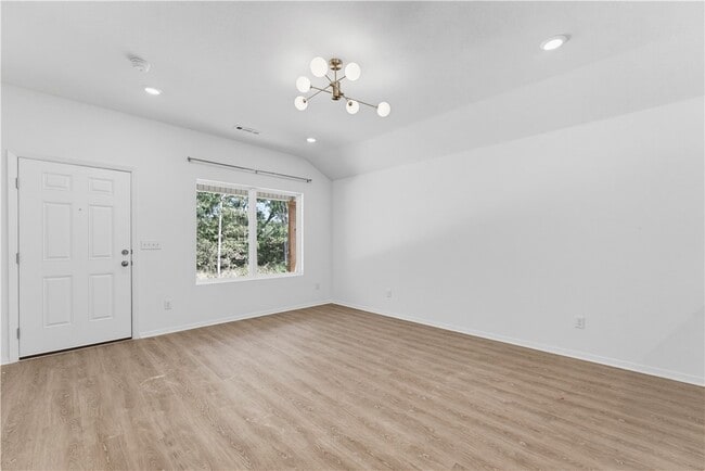 3258 S Byu Aly