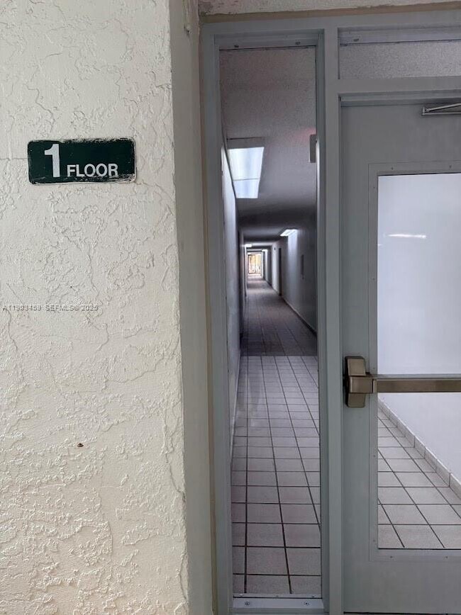 Photo - 11790 SW 18th St Unit 107-3