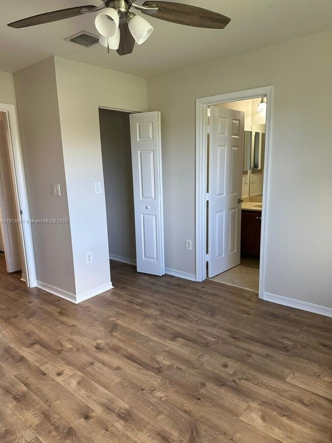 Photo - 9113 Chambers St