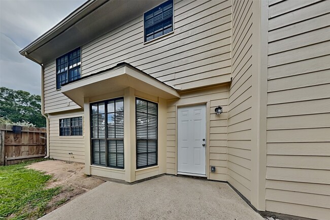 Building Photo - 4306 Appalachian Trail