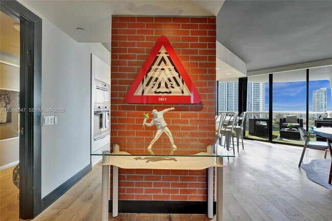 3610 Yacht Club Dr Unit 1206