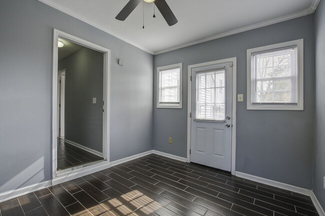 Photo - 8637 Chloe Ln