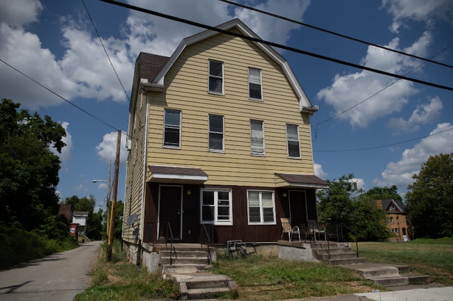 Building Photo - 1017 N Lang Ave Rental
