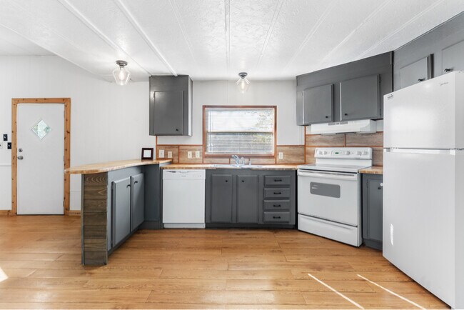 Photo - 3818 Co Rd 826