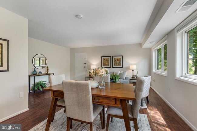 Photo - 3330 S 28th St Unidad 401