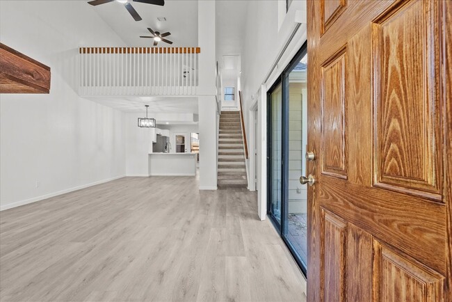 Photo - 16532 Holly Trail Dr