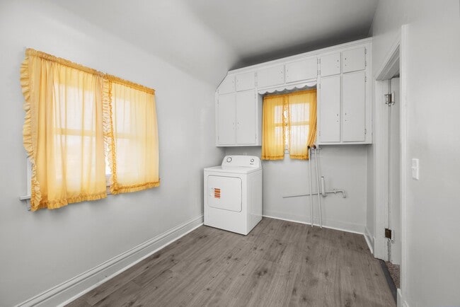 Photo - 1703 N Brady St