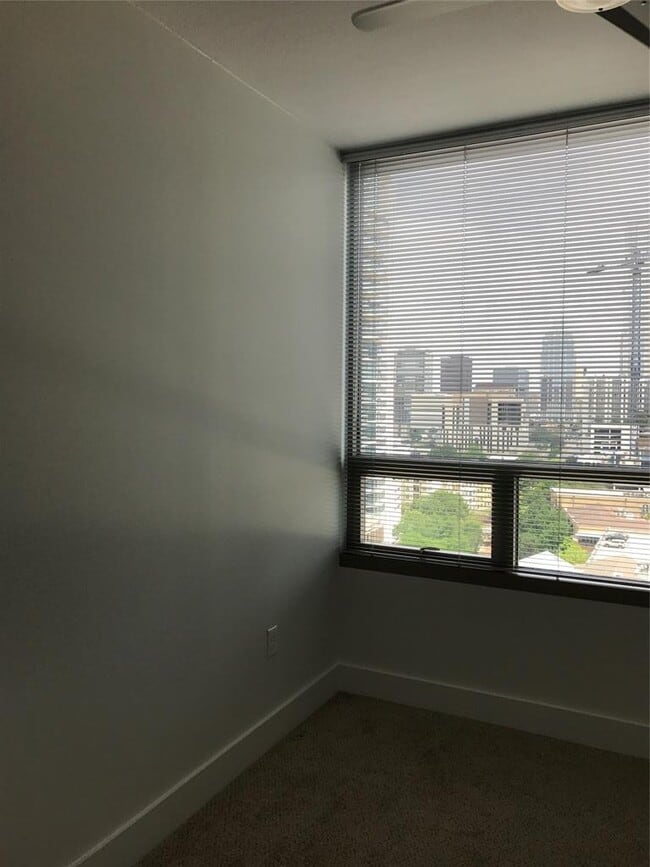 Photo - 300 Bowie St Unit 902