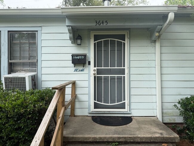 Photo - 3645 Lee Dr