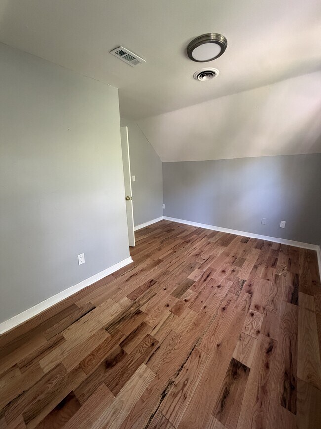 Photo - 237 Shelton Ave Unit 3
