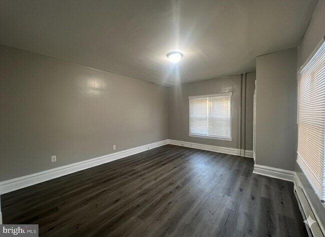 Photo - 4637 Leiper St Unit 4