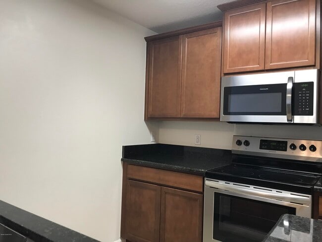 Photo - 4007 Meander Pl Unit 203