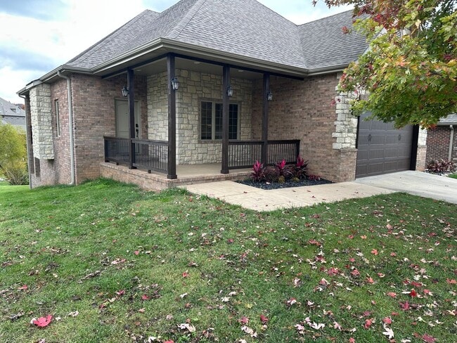 Building Photo - EXECUTIVE STYLE HOME