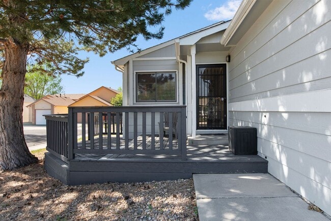 Photo - Classic 3 Bedroom 2 Bathroom in Fort Collins Ranch in an Incredible Location!