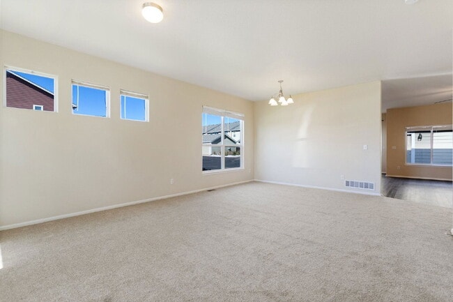 Photo - 5105 Hawks Crest Point