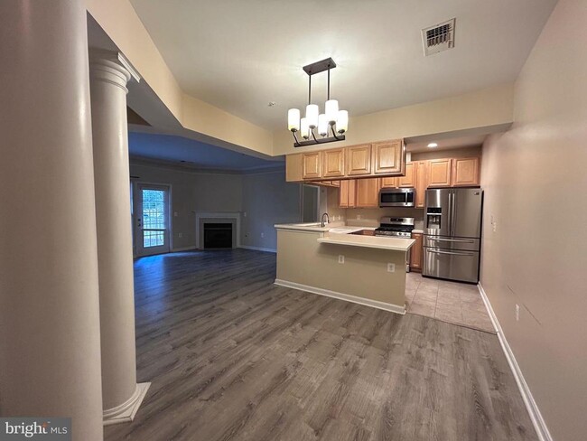 Photo - 2921 Deer Hollow Way Unidad 116