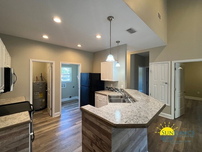 Photo - Beautiful 3 Bedroom Duplex In Defuniak Spr...