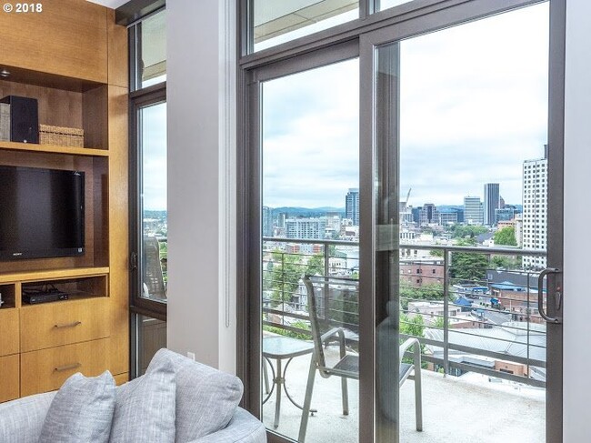 Photo - Rare rental in The Westerly - spectacular 2/2.5 unit w/sweeping views/2 parking/2 storage Unit WES1204