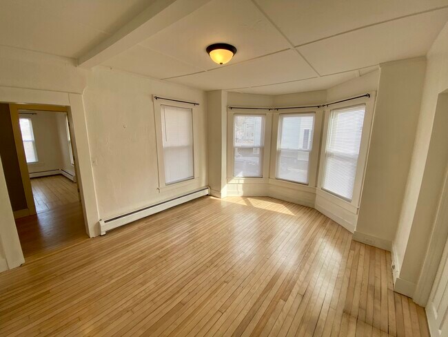 115 Rumford St Unit B