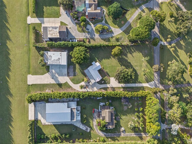 Photo - 6852 Skyline Dr