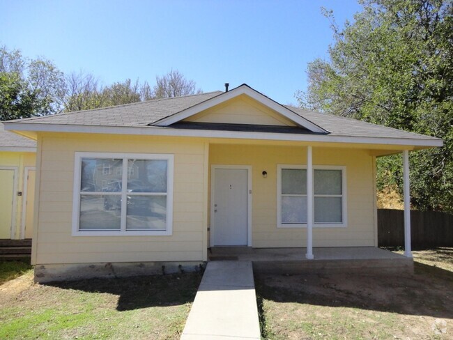 Building Photo - 6017 Atwood St Unit B Rental