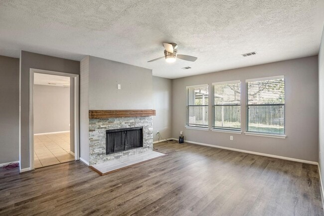 Photo - 5211 Roserock Ln