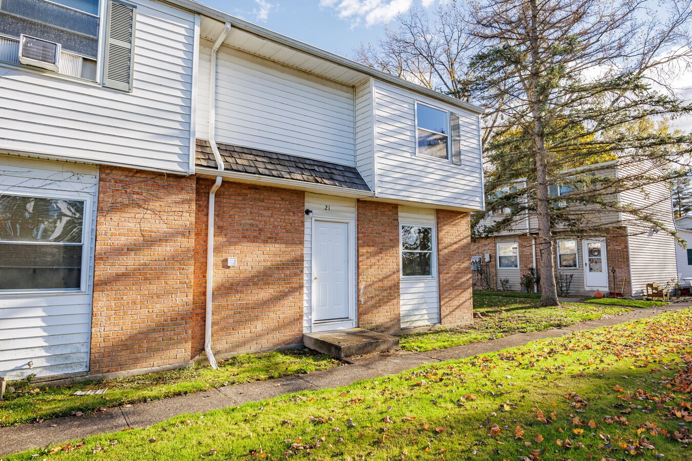 Photo - 168 Sackett Rd