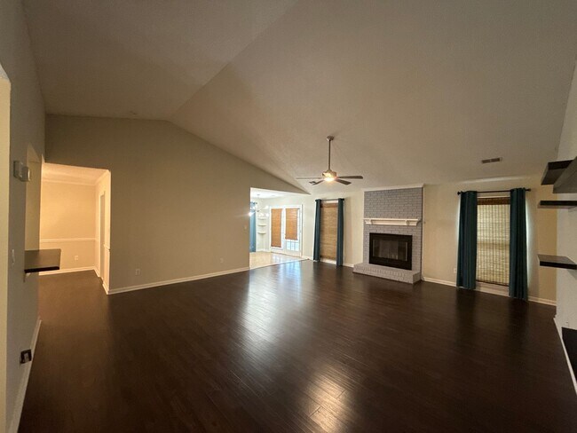 Photo - T.R. Lawing Realty Property