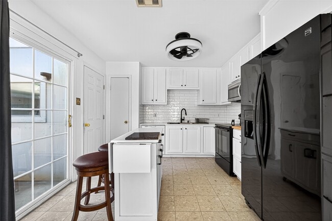 Photo - 3403 Hillstone Dr