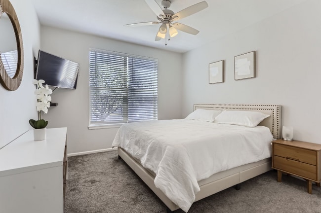 Photo - 1674 Ames Ct Unidad 25