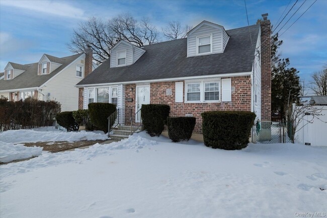 Photo - 580 Georgia St