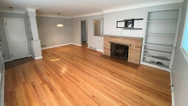 Photo - 1510 Woodland Dr