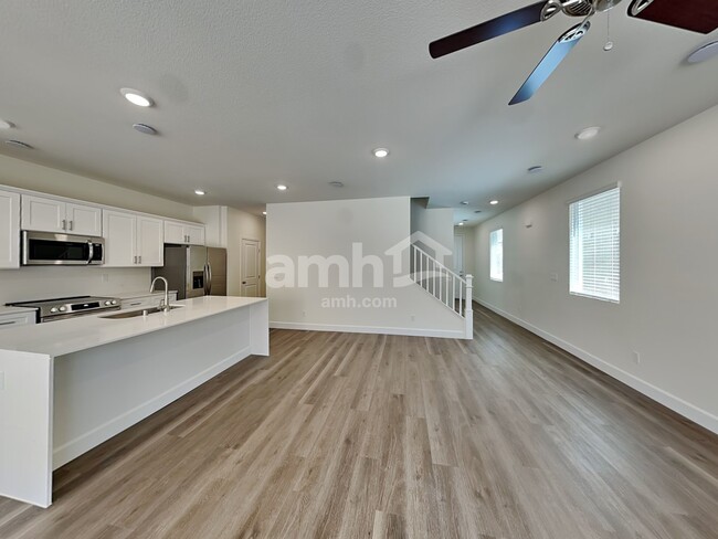 Photo - 10345 Medusita St