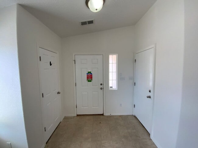 Photo - 3 Bedroom Single Story Home Available Near...