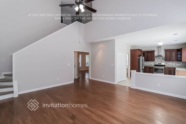 Photo - 133 Wallnut Hall Cir