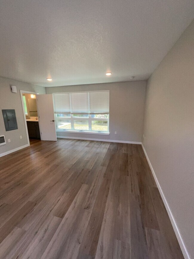 Photo - 8537-8537 N Saint Louis Ave Unit 8533-B