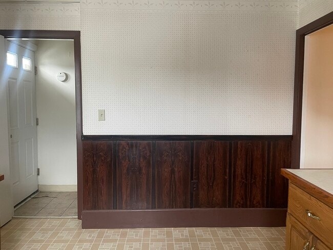 Photo - 228 Main St Unit 2