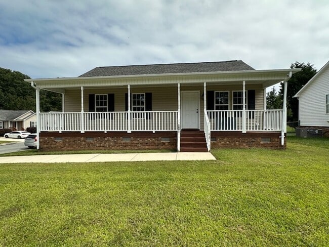 Building Photo - Elon Rental
