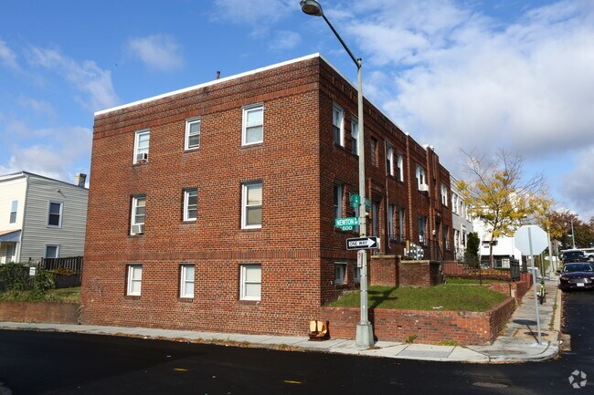 Parkworth Flats