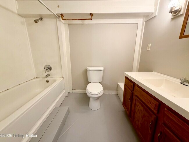 Photo - 2032 Culbertson Ave Unit 6