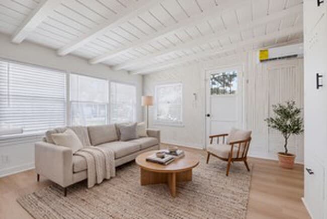 1108 W Acacia Ave Unit Orange CA
