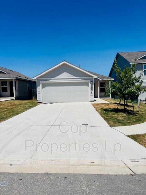 Building Photo - 9015 Little Hoss Rental