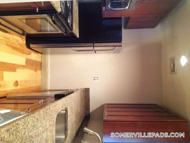 17 Bow St Unit 12