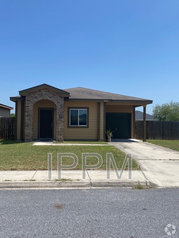 Building Photo - 17117 Lemon Ave Rental